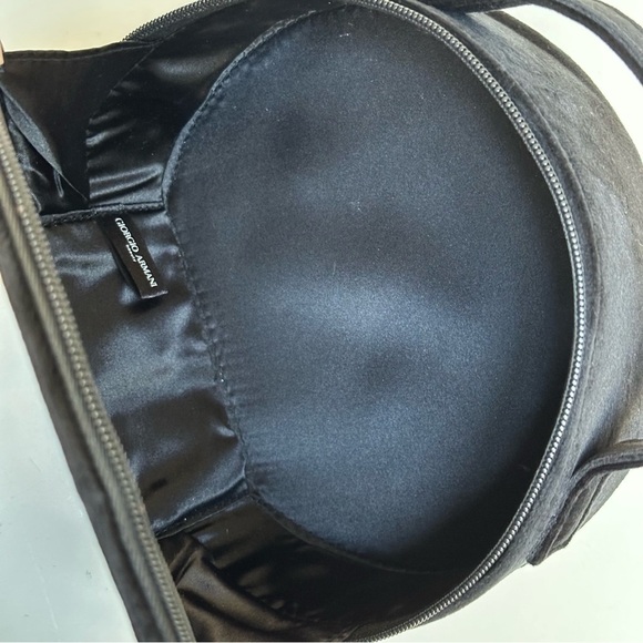 GIORGIO ARMANI ROUND BEAUTY BAG BLACK VELVET HANDBAG - Picture 7 of 12